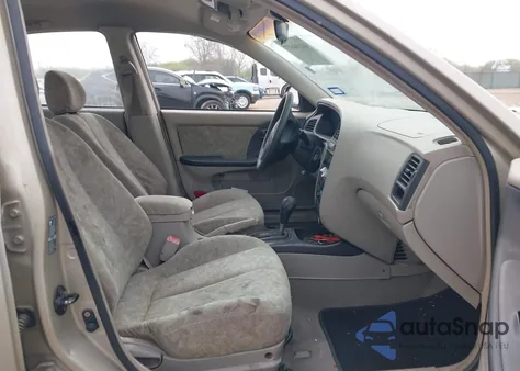 2001 Hyundai Elantra Gls z USA, uszkodzony, nr VIN KMHDN45D11U044696